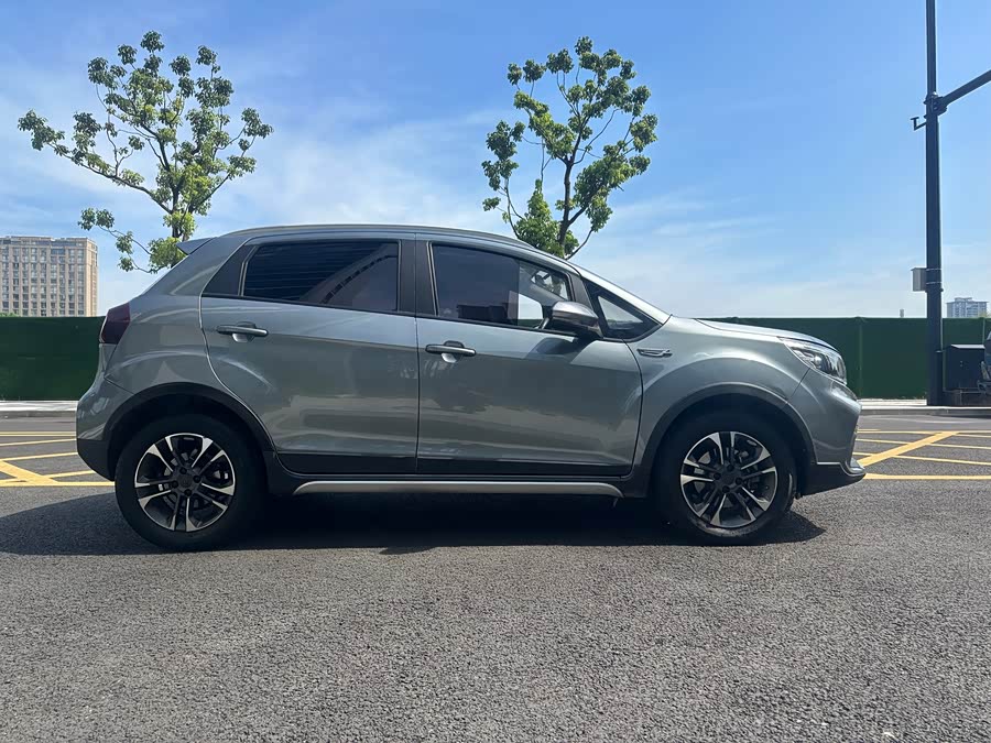 GEELY Vision X3 2019 #5 GEELY Vision X3 2019 car image #5