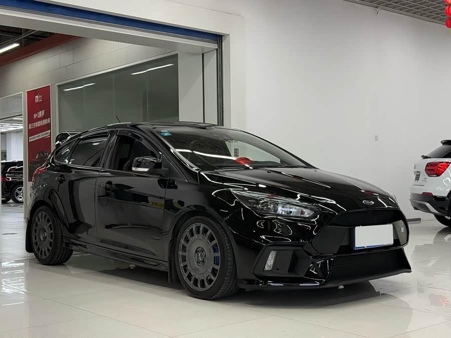 Ford Focus (Imported) 2019 car image #5