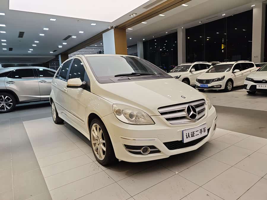 Mercedes-Benz B Class 2011 car image #5