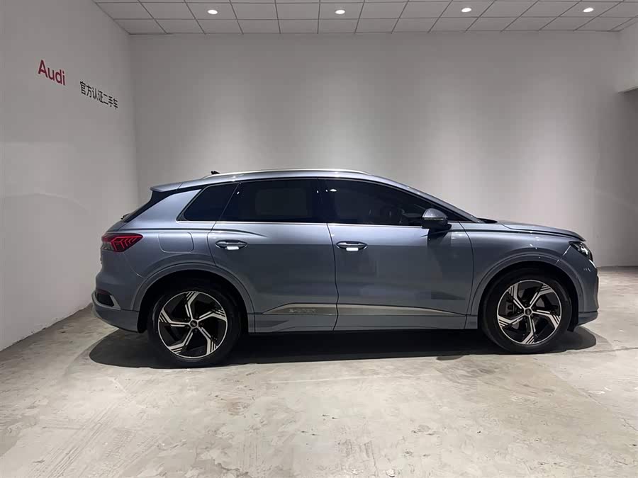 Audi Q4 e-tron изображение автомобиля #5