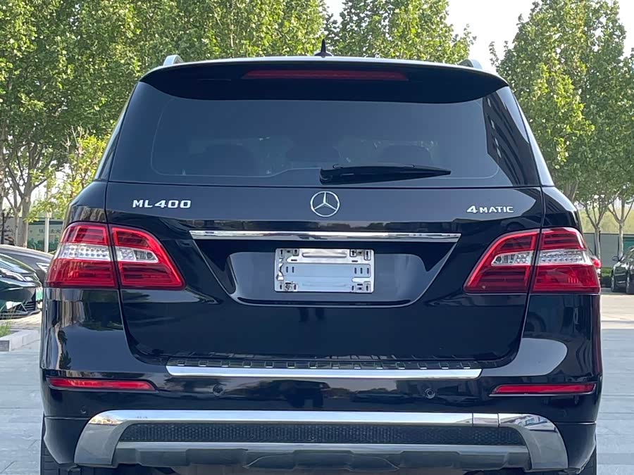 Mercedes-Benz M Class 2013 car image #5