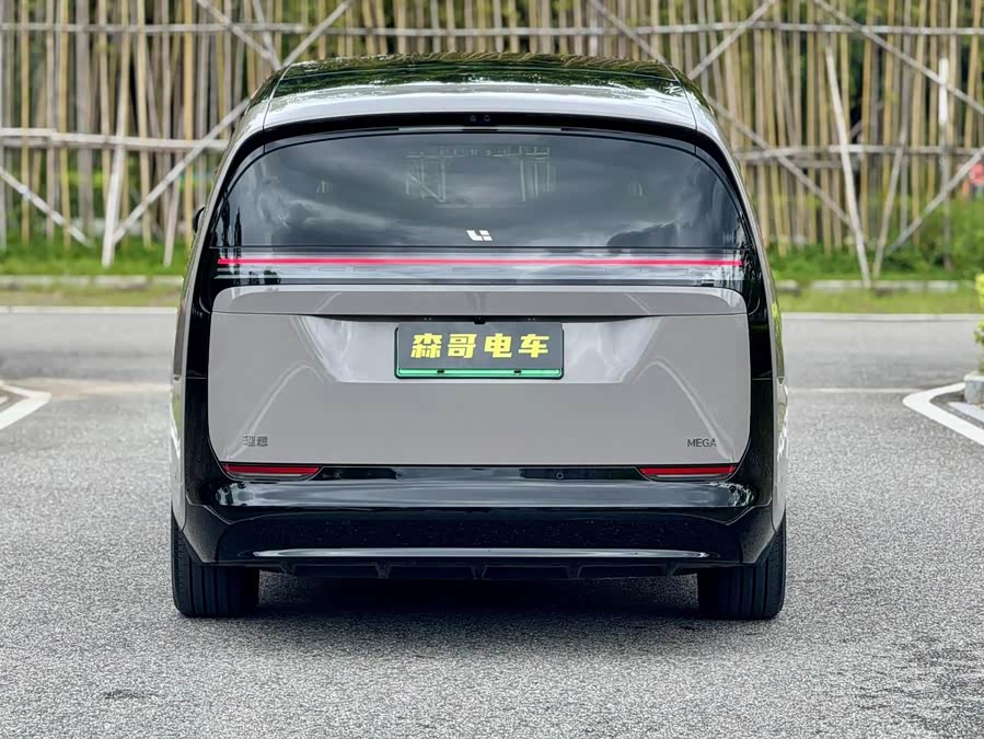 理想汽车 理想MEGA 2024 汽车图片 #5