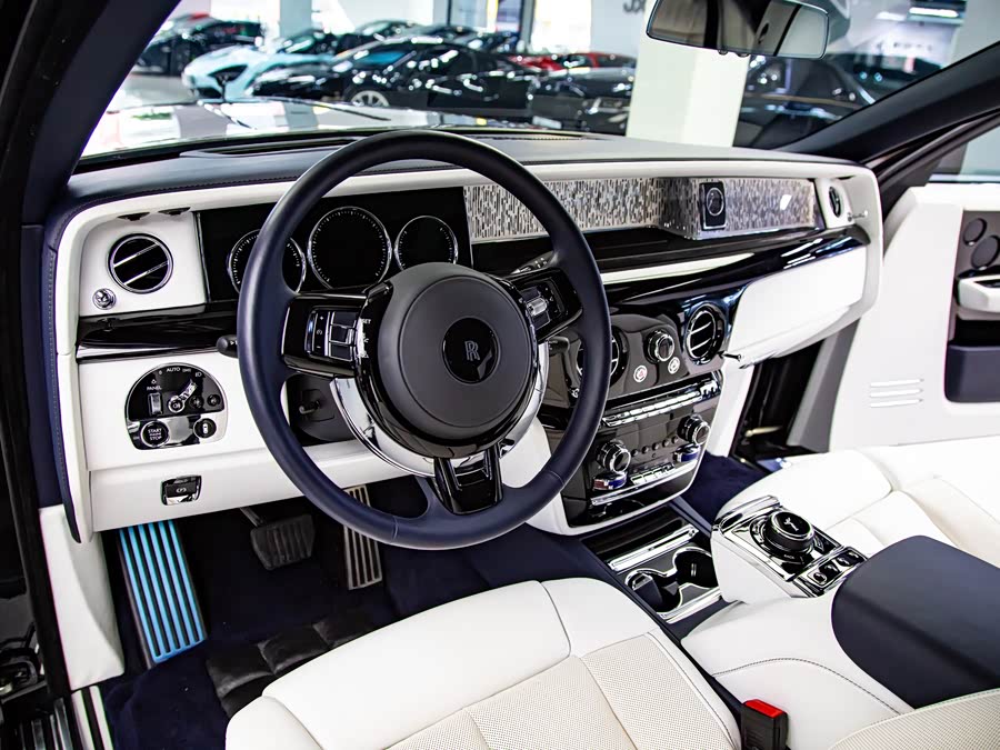 劳斯莱斯 幻影 2022 汽车图片 #5