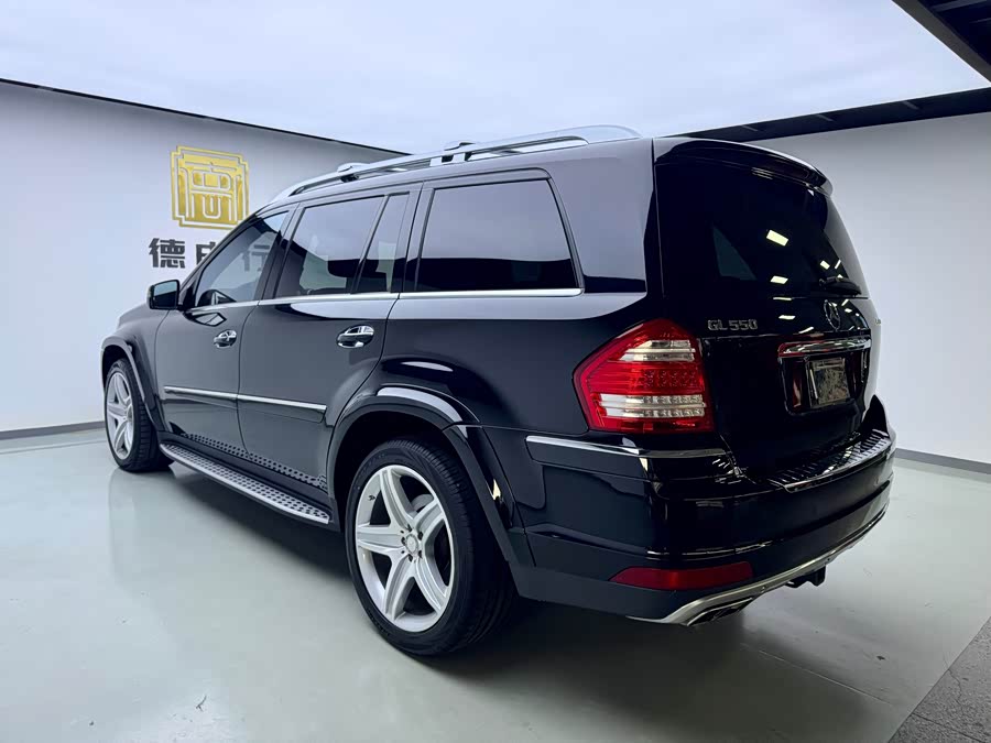 Mercedes-Benz GL Class 2011 car image #5