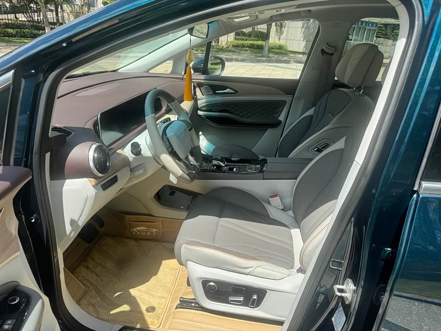 Forthing Yacht 2023 #5 Forthing Yacht 2023 car image #5