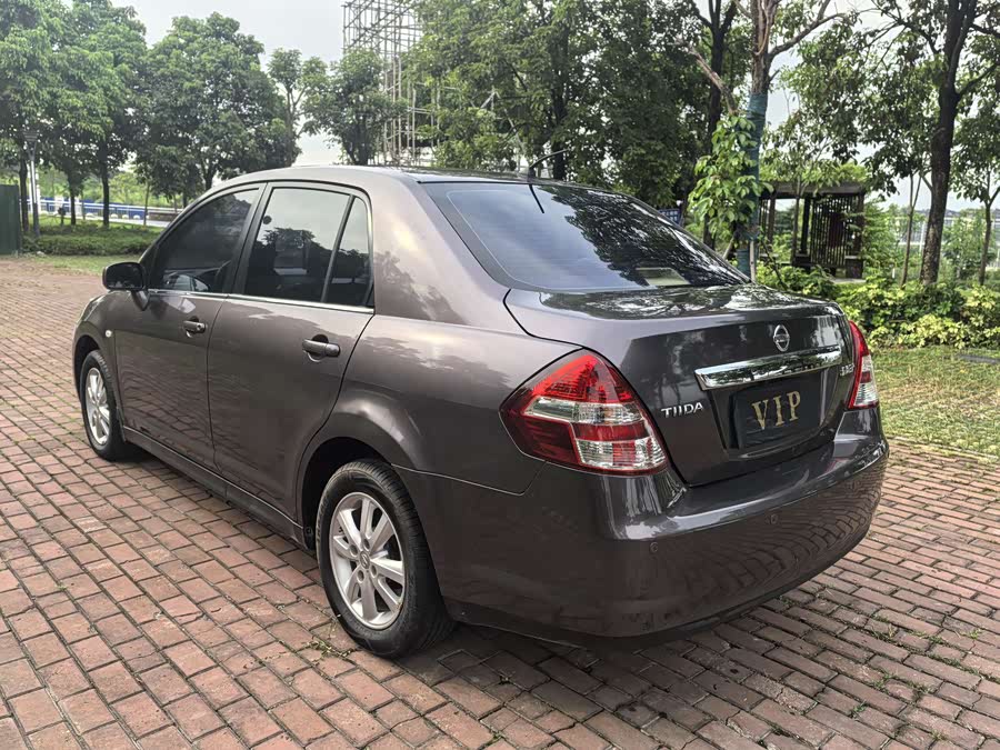 日产 颐达 2009 汽车图片 #5