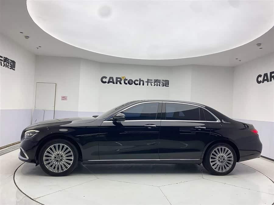 Mercedes-Benz E Class 2022 car image #5