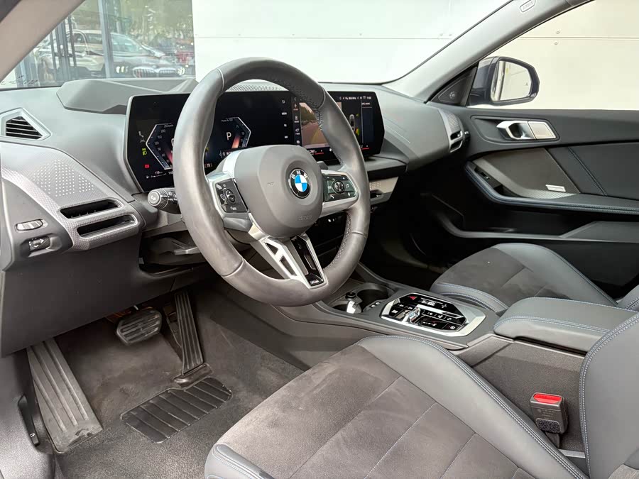 BMW 2 Series 2024 car image #5