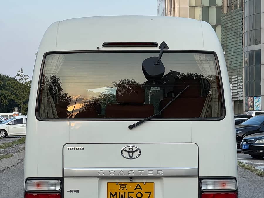 Toyota Coaster 2015 #5 Toyota Coaster 2015 imagen de coche #5