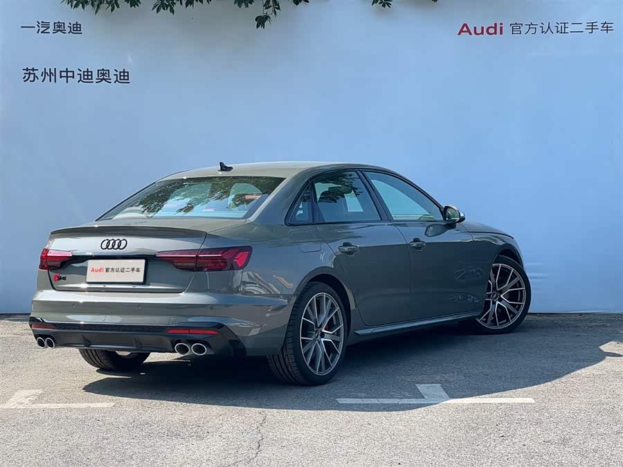 Audi S4 2023 car image #5