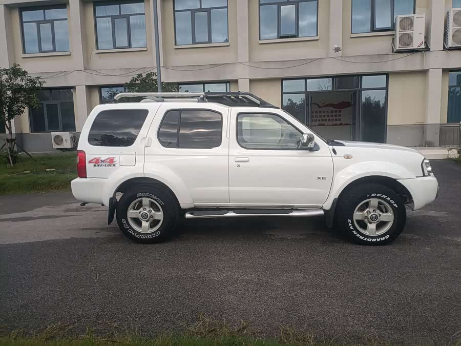 日产 日产帕拉丁 2009 汽车图片 #5