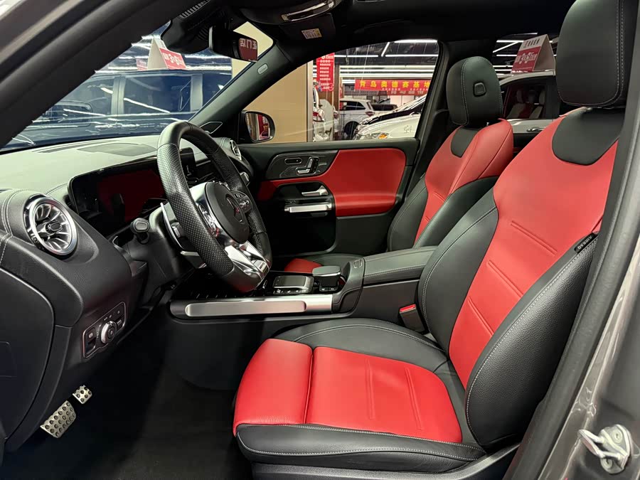 Mercedes-Benz GLB AMG 2023 immagine di auto #5