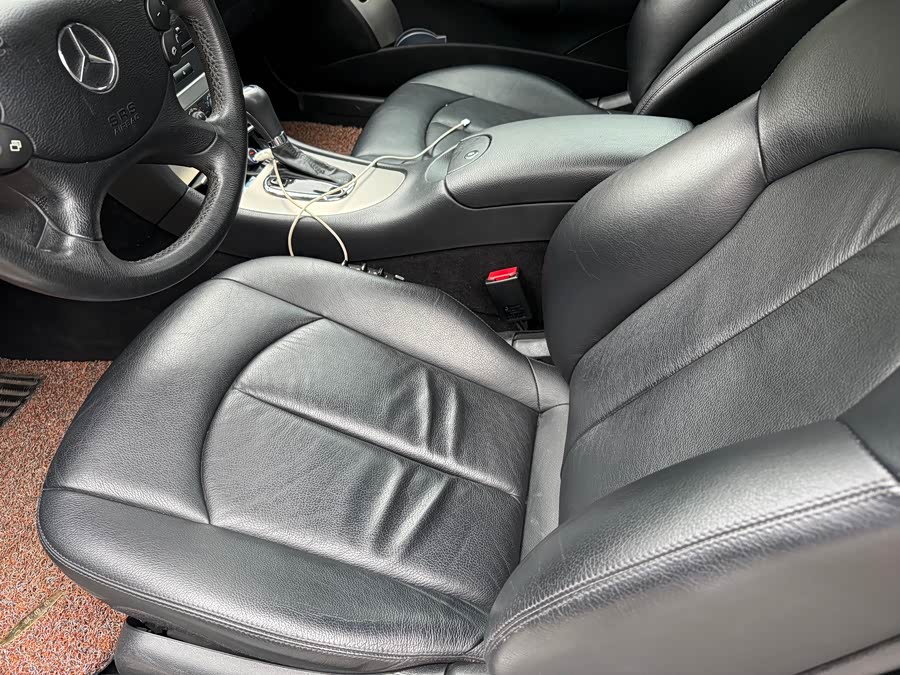 Mercedes-Benz CLK Class 2008 car image #5