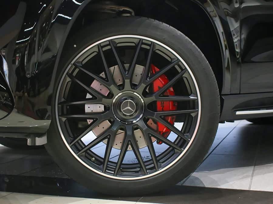 Mercedes-Benz GLS AMG 2024 car image #5