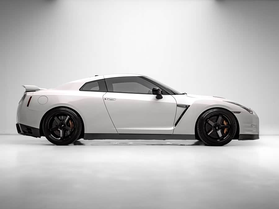 日产 日产GT-R 2013 汽车图片 #5