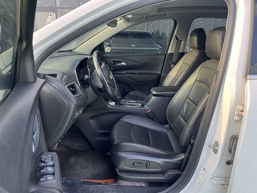Chevrolet Equinox 2021 car image #5