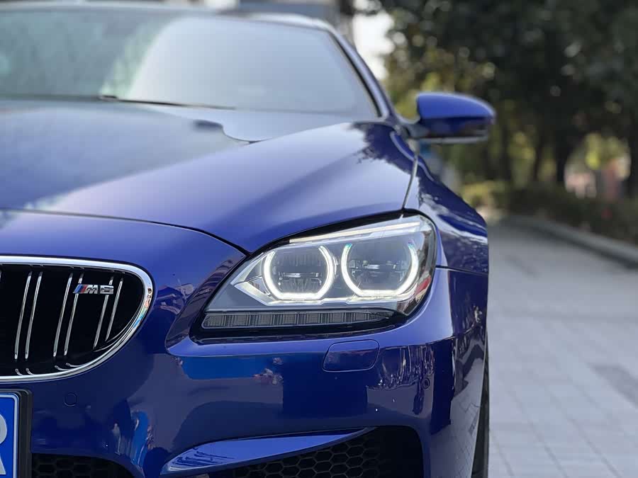 BMW M6 2015 car image #5