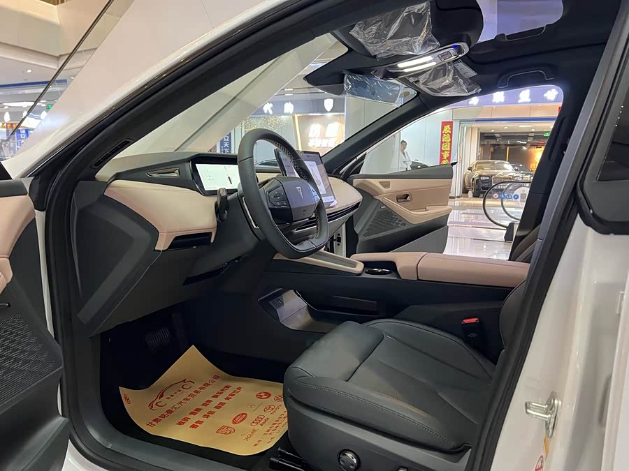 Deepal SL03 2025 car image #5