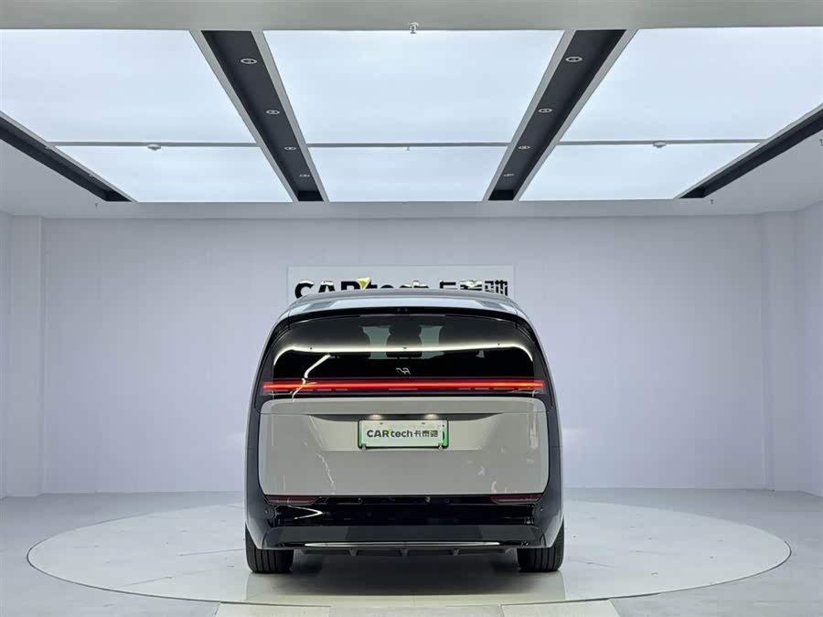 理想汽车 理想MEGA 2024 汽车图片 #5