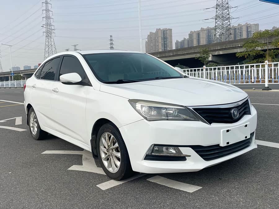 Changan Alsvin V7 2015 car image #5