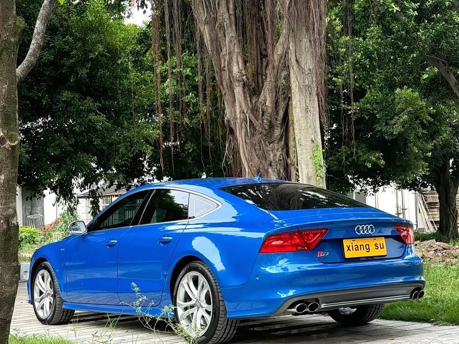 Audi S7 2015 car image #5