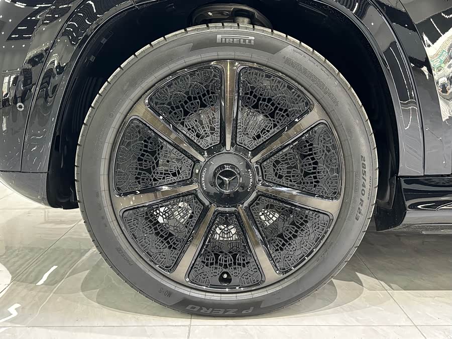 Mercedes-Benz Maybach GLS 2025 car image #5