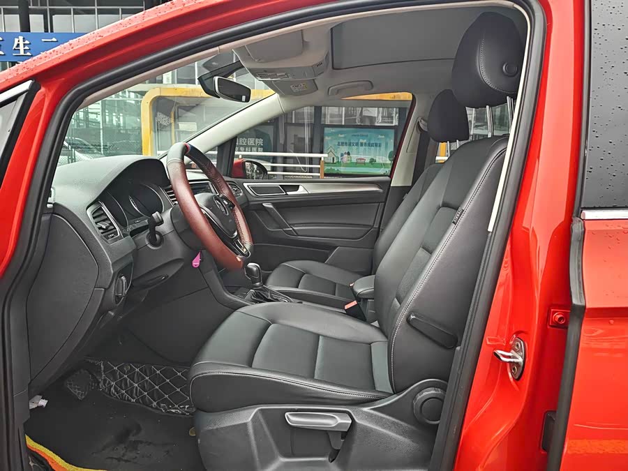 Volkswagen Golf Sportsvan 2019 car image #5