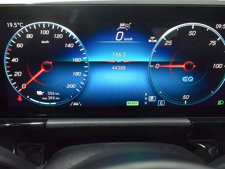 Mercedes-Benz EQA Class 2024 #5 Mercedes-Benz EQA Class 2024 immagine di auto #5