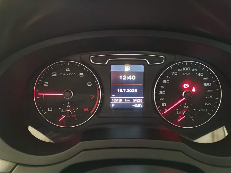 Audi Q3 (Imported) 2013 #5 Audi Q3 (Imported) 2013 immagine di auto #5