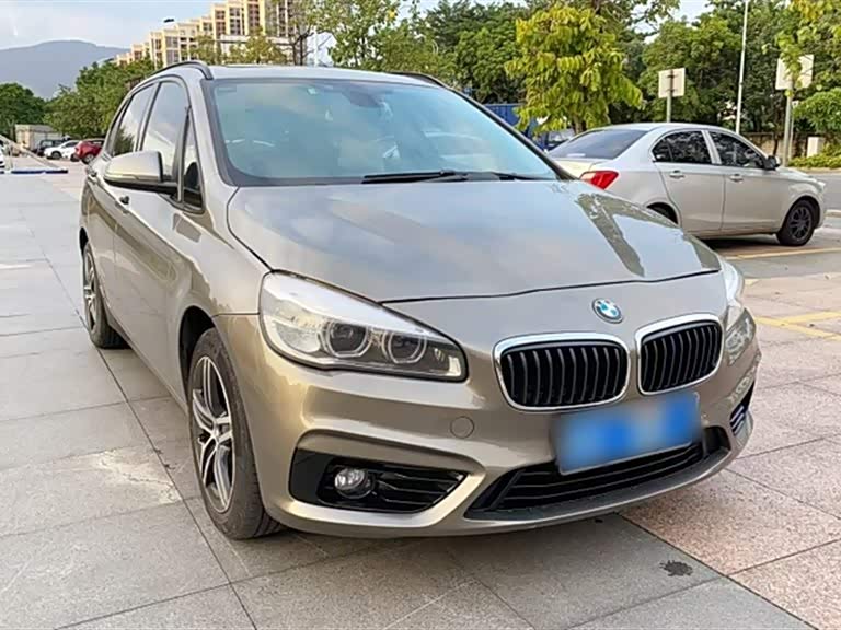BMW 2 Series Tourer (Imported) 2015 #5 BMW 2 Series Tourer (Imported) 2015 car image #5
