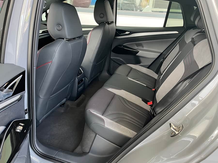 Volkswagen ID.4 Crozz 2024 #5 Volkswagen ID.4 Crozz 2024 car image #5