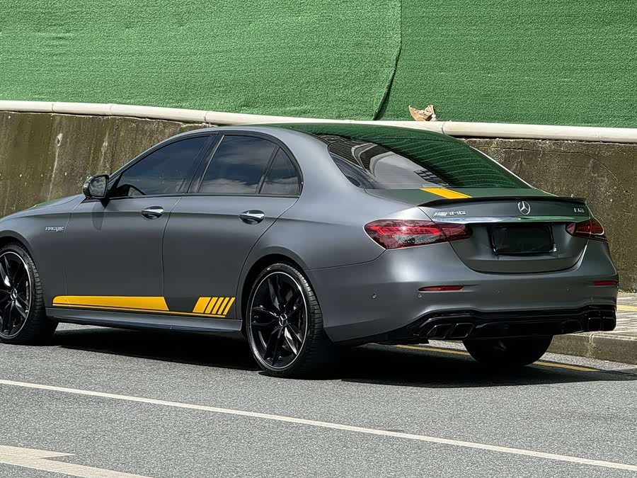 Mercedes-Benz E AMG 2022 immagine di auto #5