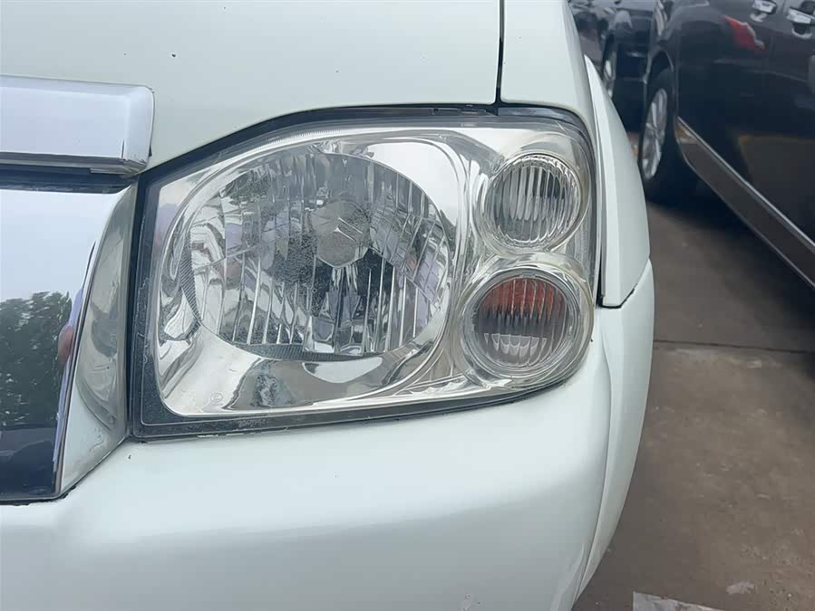 日产 日产帕拉丁 2013 汽车图片 #5