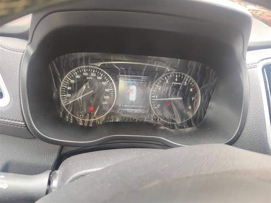 SWM X7 2018 imagen de coche #5