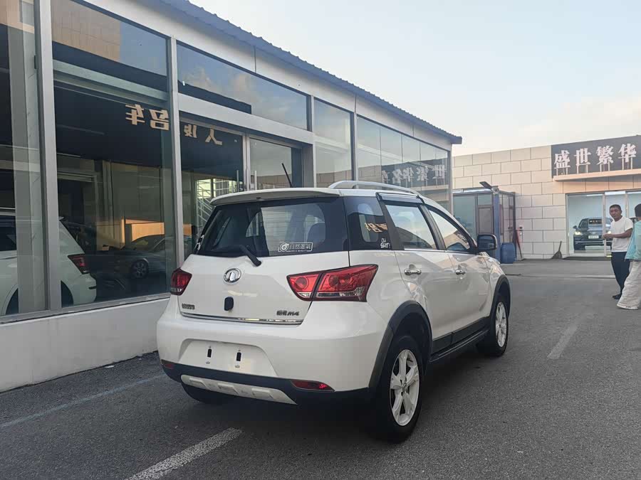 Great Wall M4 2014 car image #5