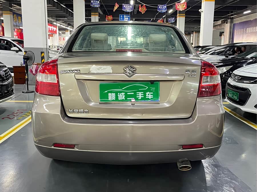 Suzuki SX4 Sedan 2013 imagem de carro #5