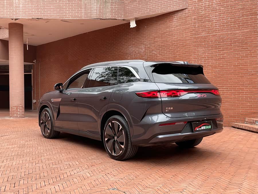 BYD Tang L 2025 immagine di auto #5