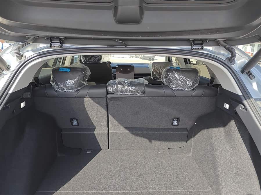 Honda P7 2025 car image #5