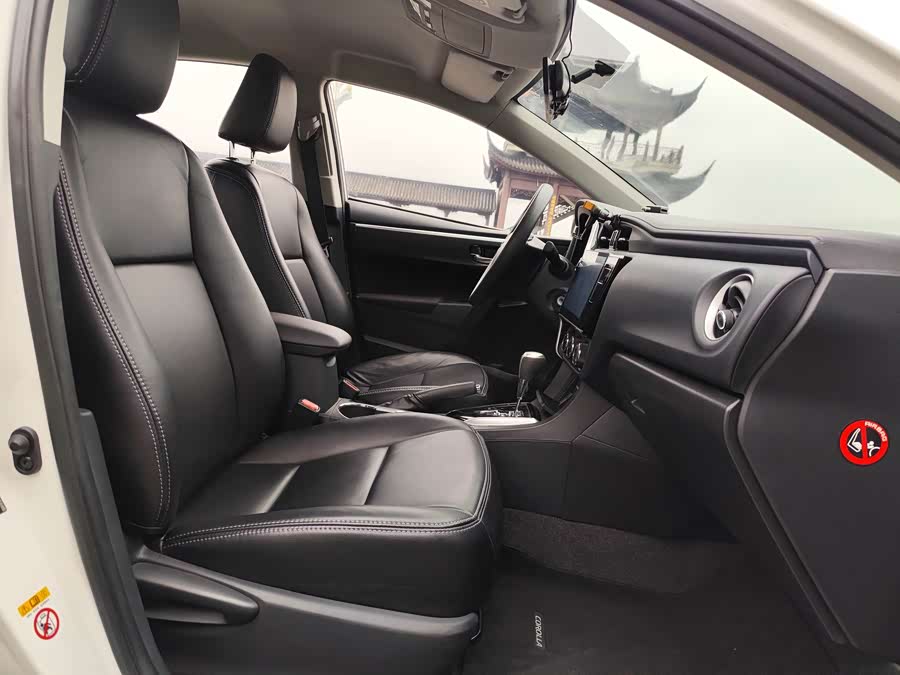 Toyota Corolla 2018 car image #5