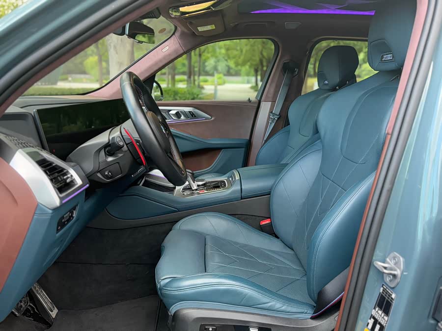 BMW XM 2024 car image #5