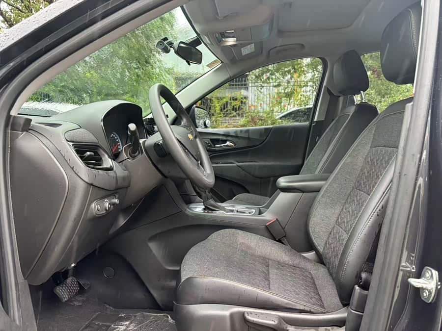 Chevrolet Equinox 2021 car image #5