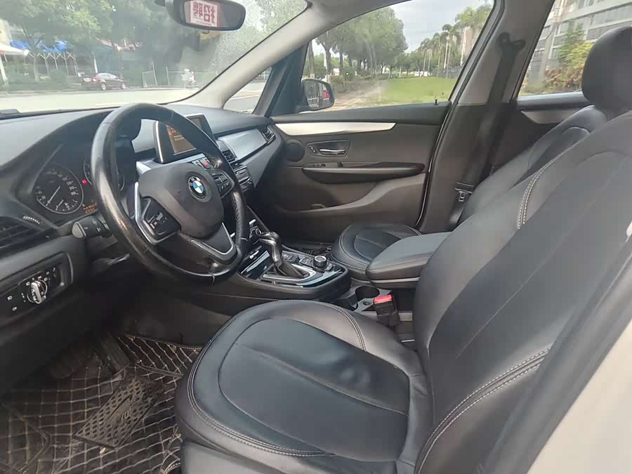 BMW 2 Series Tourer 2016 car image #5