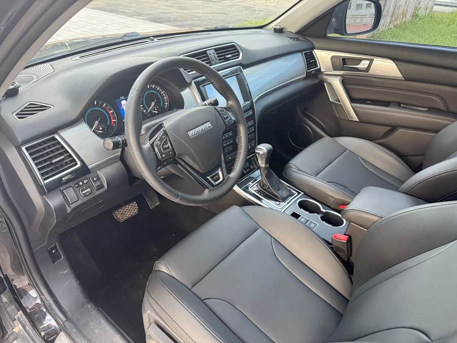 Haval H2 2017 car image #5