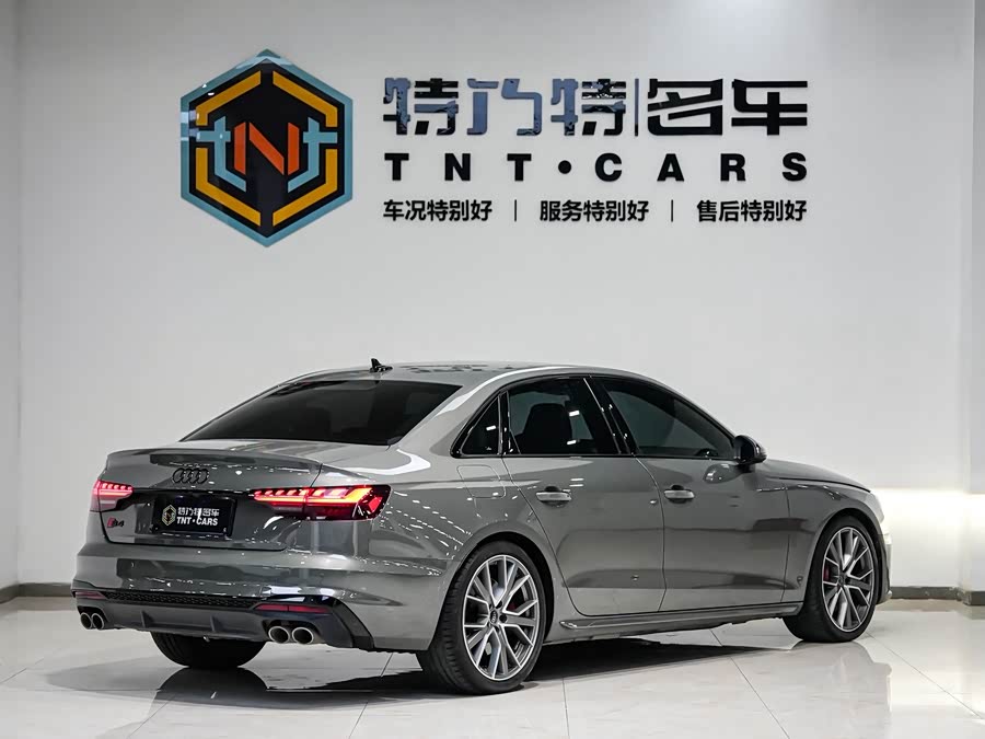 Audi S4 2023 صورة سيارة #5