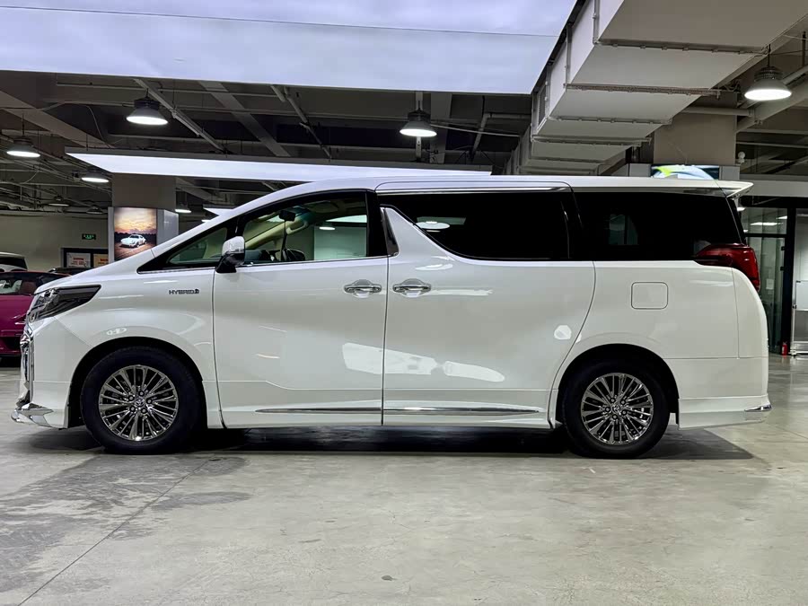 Toyota Alphard 2020 #5 Toyota Alphard 2020 car image #5
