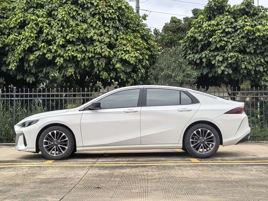 GAC Trumpchi Empow 2022 car image #5