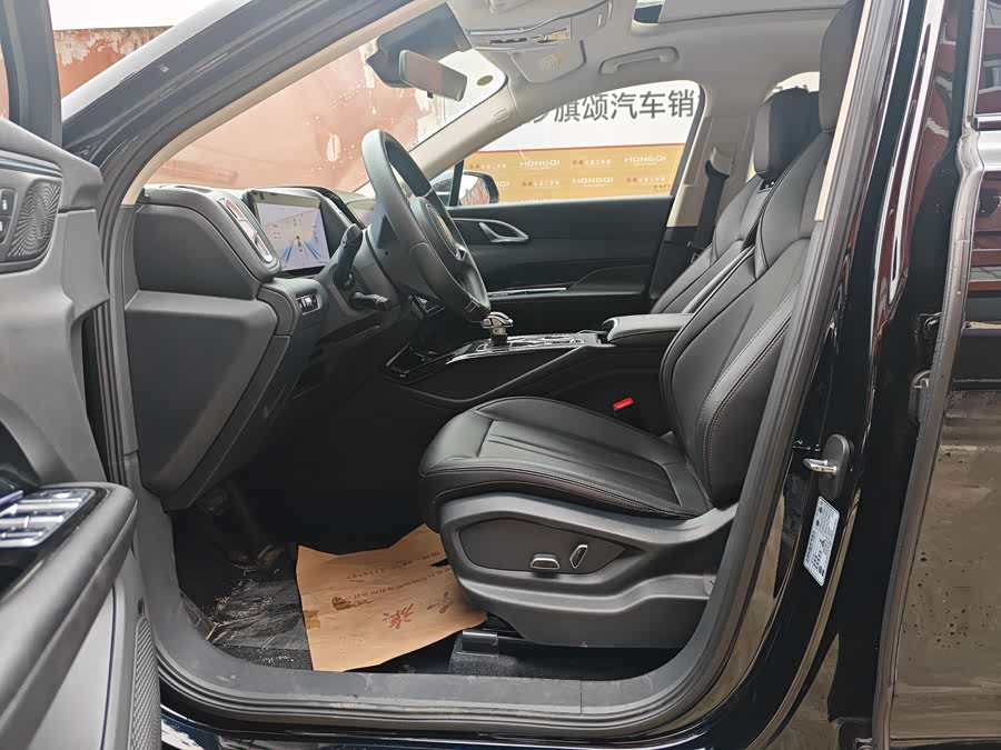 HongQi HS3 PHEV 2024 #5 HongQi HS3 PHEV 2024 car image #5