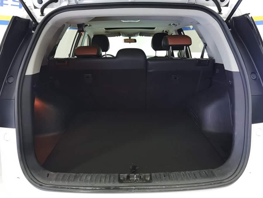 GEELY Vision X6 2020 car image #5