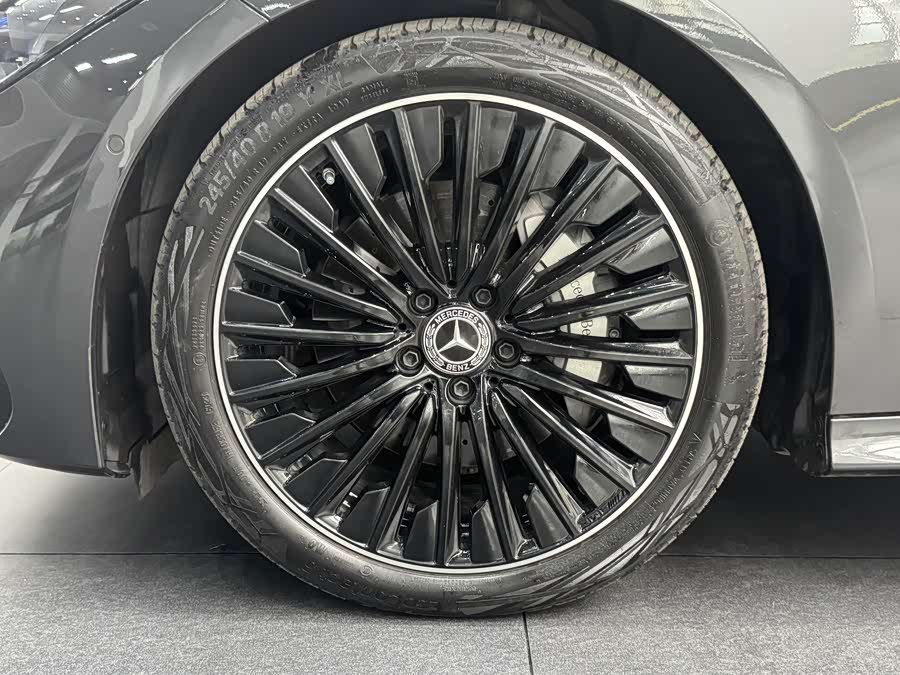 Mercedes-Benz CLE Class 2024 car image #5