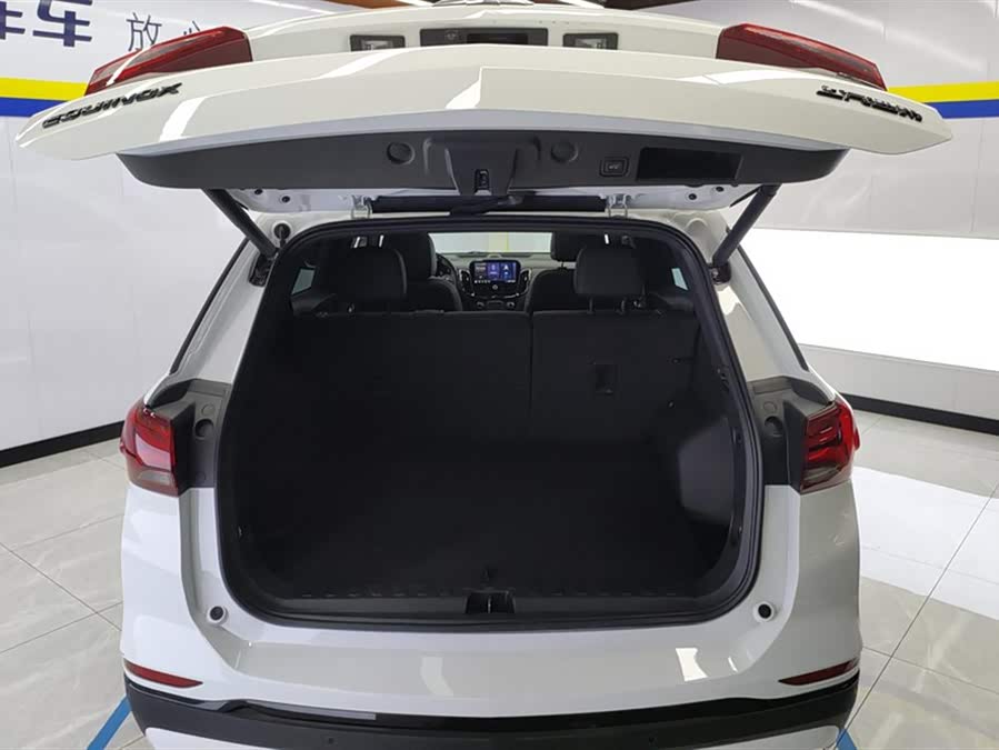 Chevrolet Equinox 2023 #5 Chevrolet Equinox 2023 car image #5